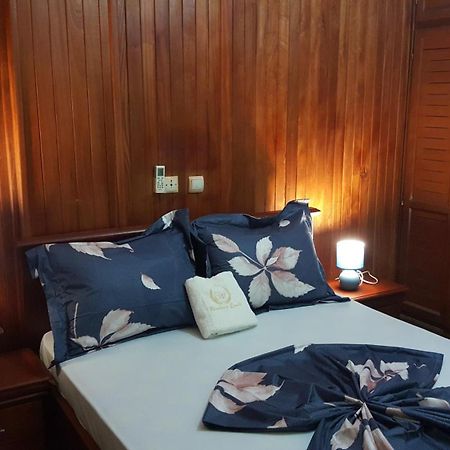 Residences Hotelieres Micheline Et Emile Bastos Yaoundé Стая снимка