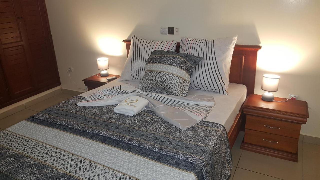Residences Hotelieres Micheline Et Emile Bastos Yaoundé Екстериор снимка
