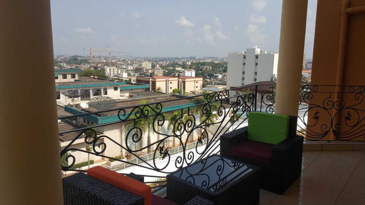 Residences Hotelieres Micheline Et Emile Bastos Yaoundé Екстериор снимка